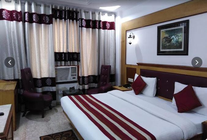 Tjs Royal Hotel دلهي المظهر الخارجي الصورة